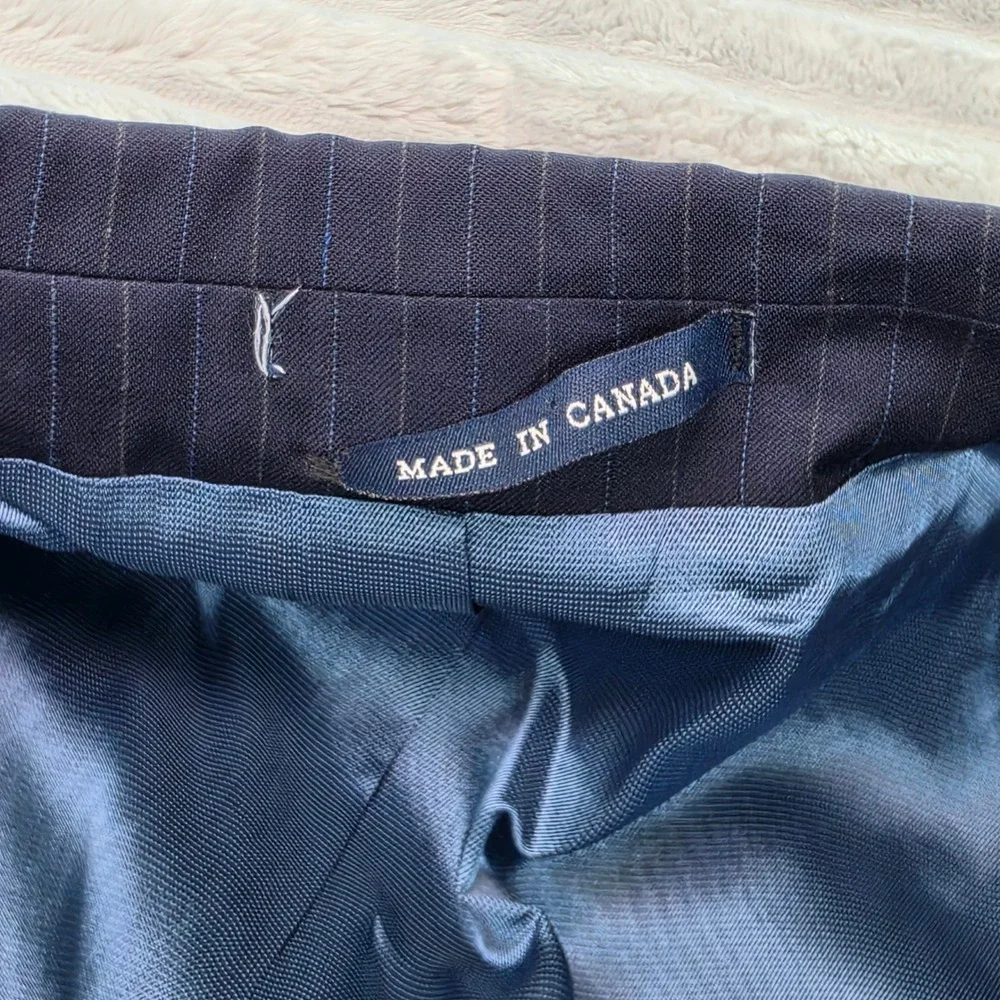 Ralph Ralph Lauren Mens Navy Blue Pinstripe 2 Piece Suit 44R 38W x 30L Canada